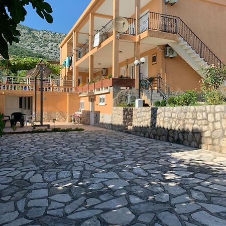 Apartments In Villa Viktoria Sutomore Exterior foto